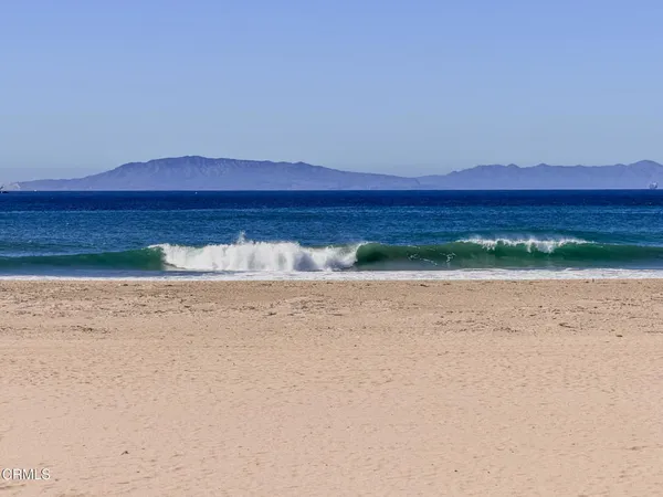 $6,995 | 3637 Ocean Drive, Oxnard, CA 93035