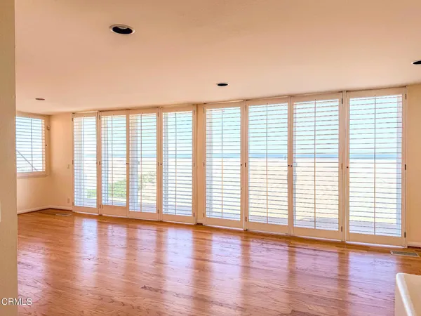 $6,995 | 3637 Ocean Drive, Oxnard, CA 93035