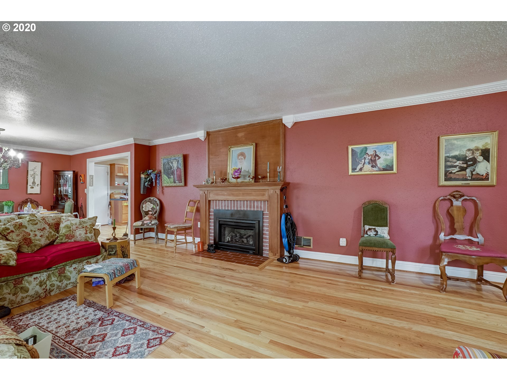 6751 Southwest Peyton Road Portland, OR 97223 - Photo 3 of 16 Gallery Image 3