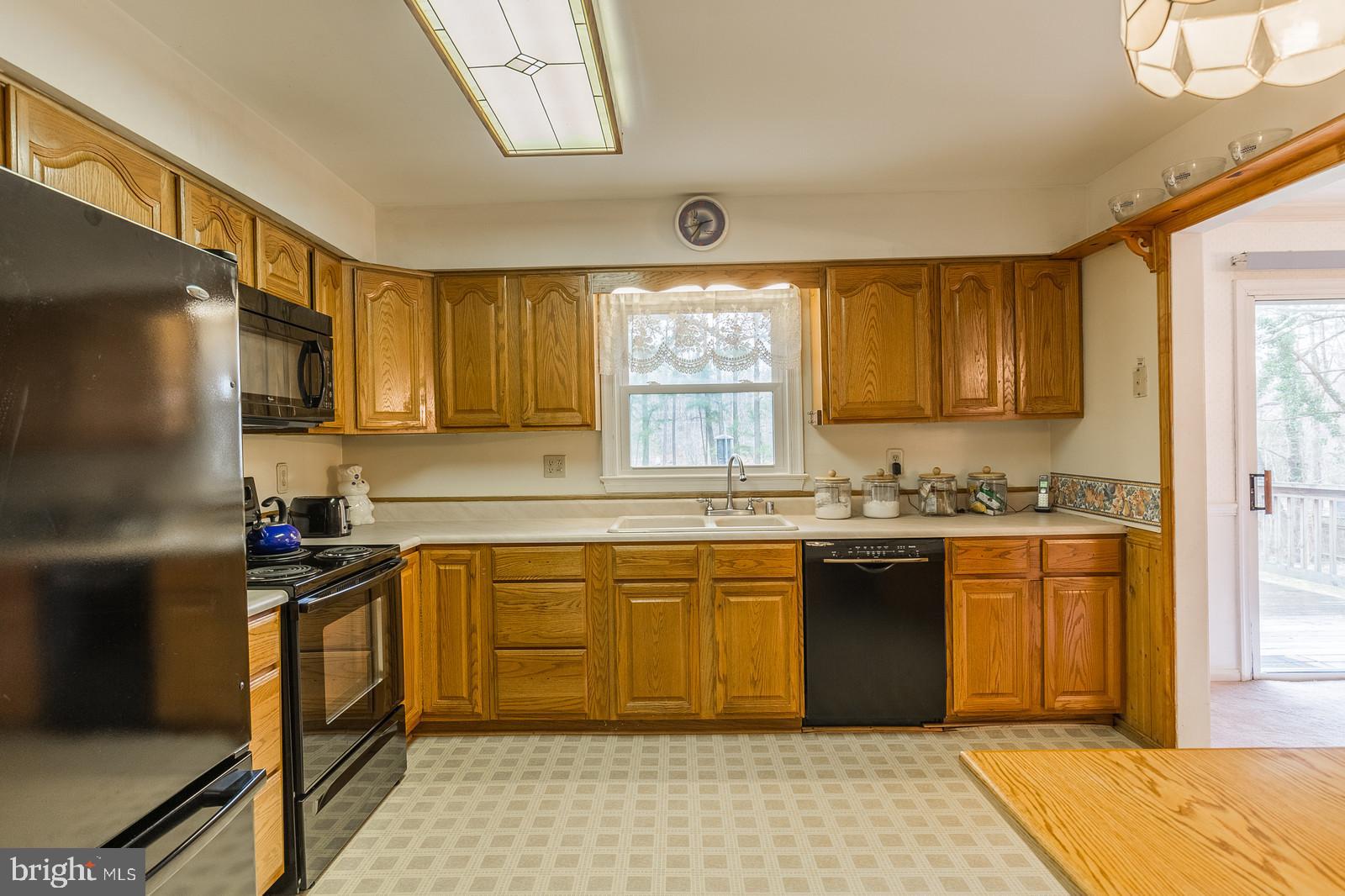8001 Stillbrooke Road Manassas, VA 20112 - Photo 8 of 42 Gallery Image 8