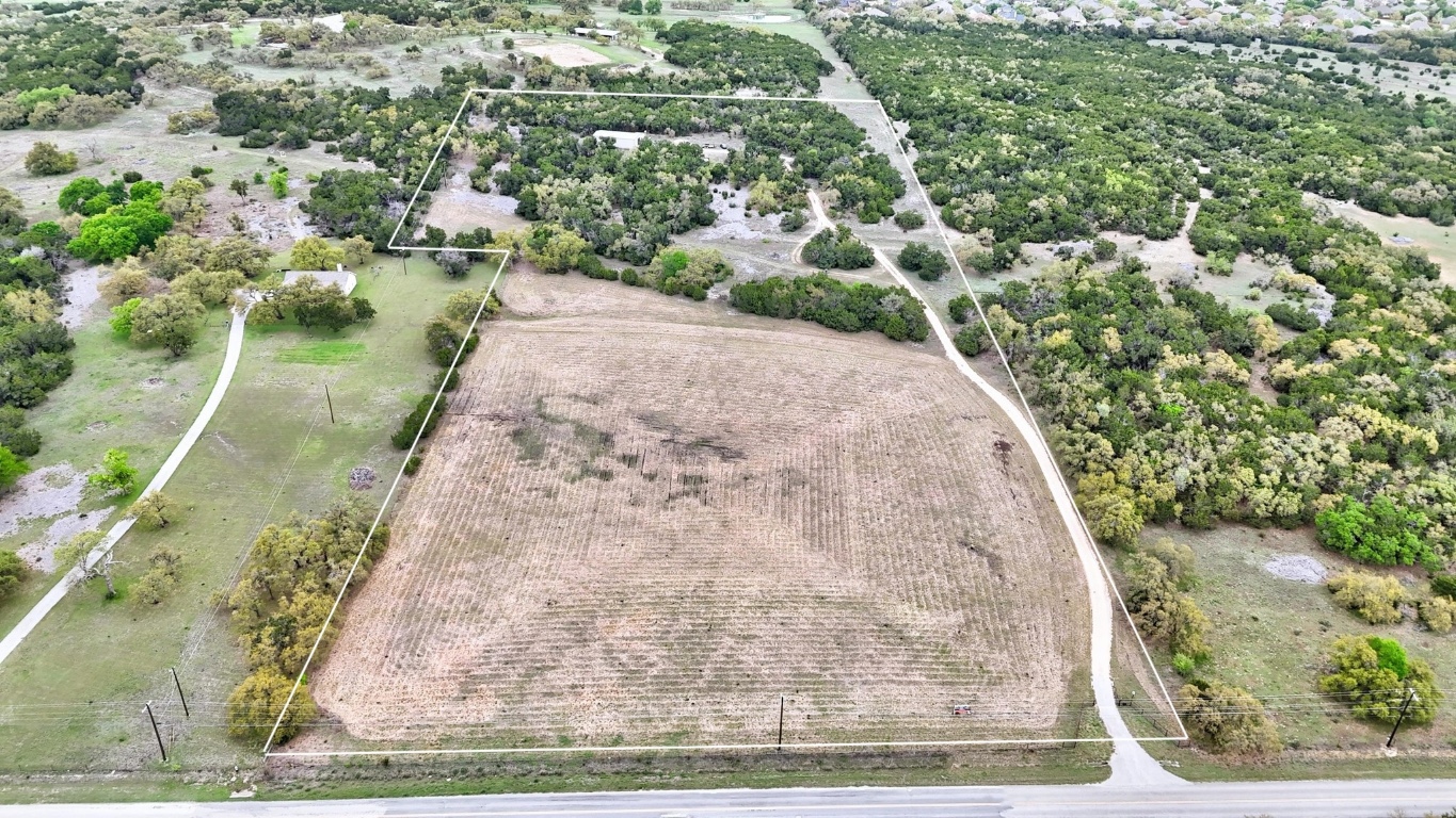 10750 Darden Hill Road Austin, TX 78737 - Photo 4 of 16 a view of a garden