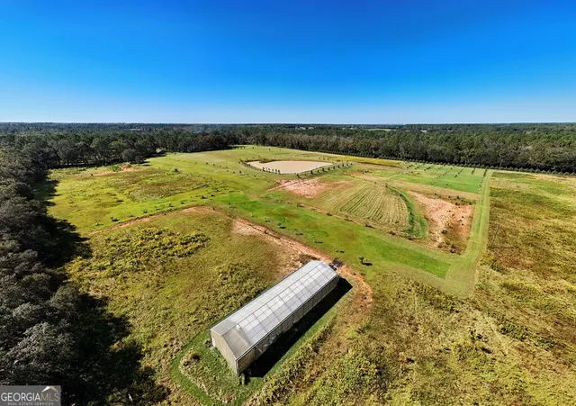 a view of an ocean beach