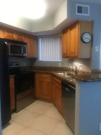 $1,800 | 1850 Charlesmont Drive, Unit 113, Indialantic, FL 32903