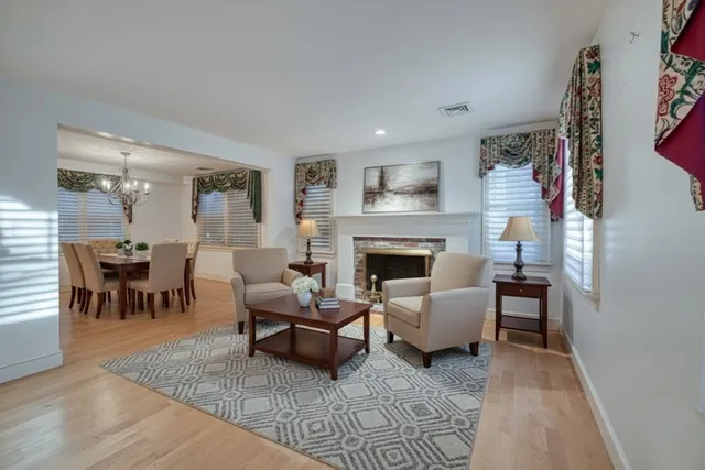 $824,900 | 470 Rockland Street, Brockton, MA 02301