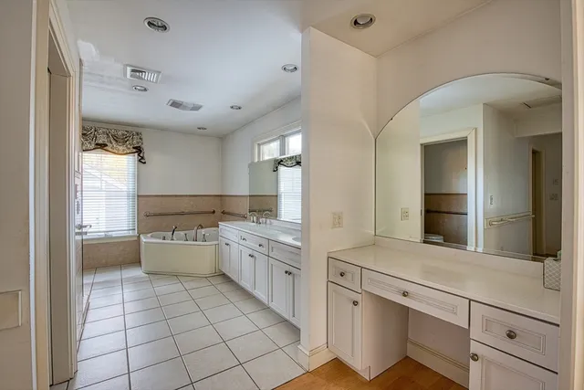 $824,900 | 470 Rockland Street, Brockton, MA 02301