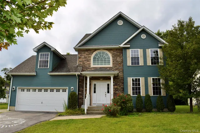 $649,000 | 9 Alia Court, Poughkeepsie, NY 12603