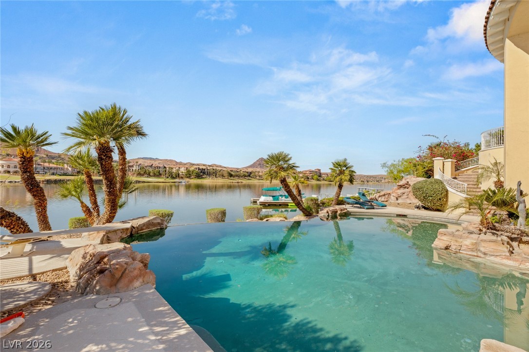8 Rue Promenade Way Henderson, NV 89011 - Photo 3 of 90