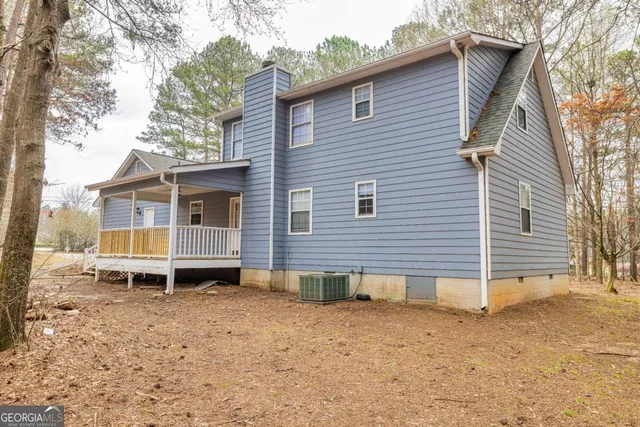 a backyard of a house