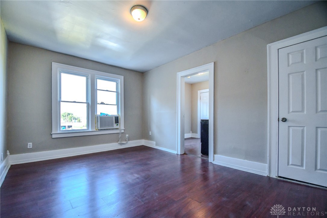 828 East Main Street Springfield, OH 45503 - Photo 30 of 46