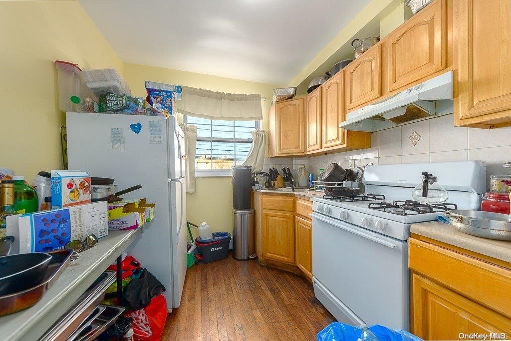 1460 Sutter Avenue Brooklyn, NY 11208 - Photo 3 of 8