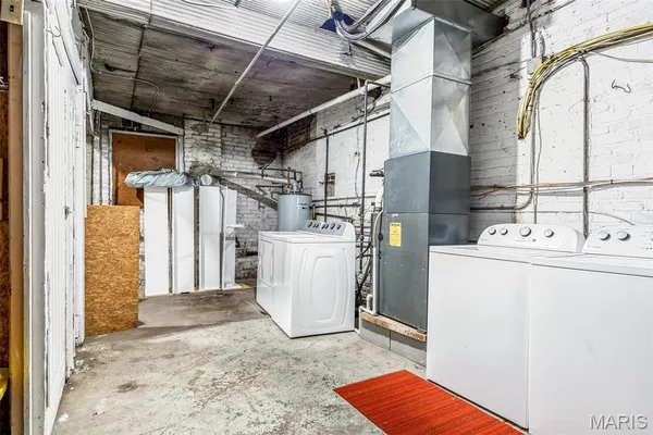 $495,000 | 1210 South Newstead Avenue, St. Louis, MO 63110