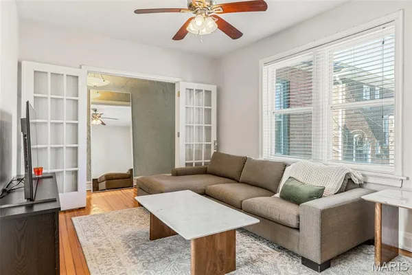 $495,000 | 1210 South Newstead Avenue, St. Louis, MO 63110