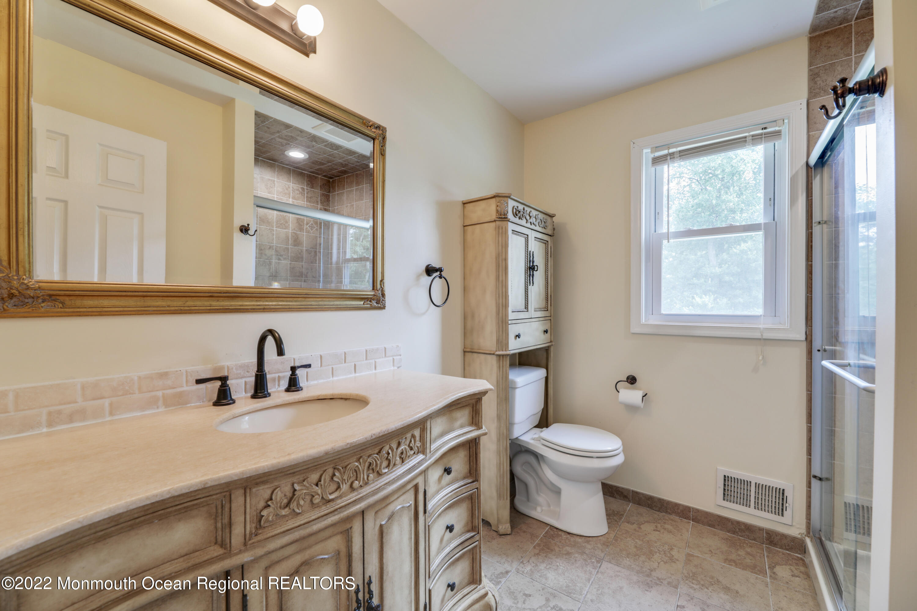 6 Dutch Valley Road Howell, NJ 07731 - Photo 17 of 33 VMD_025