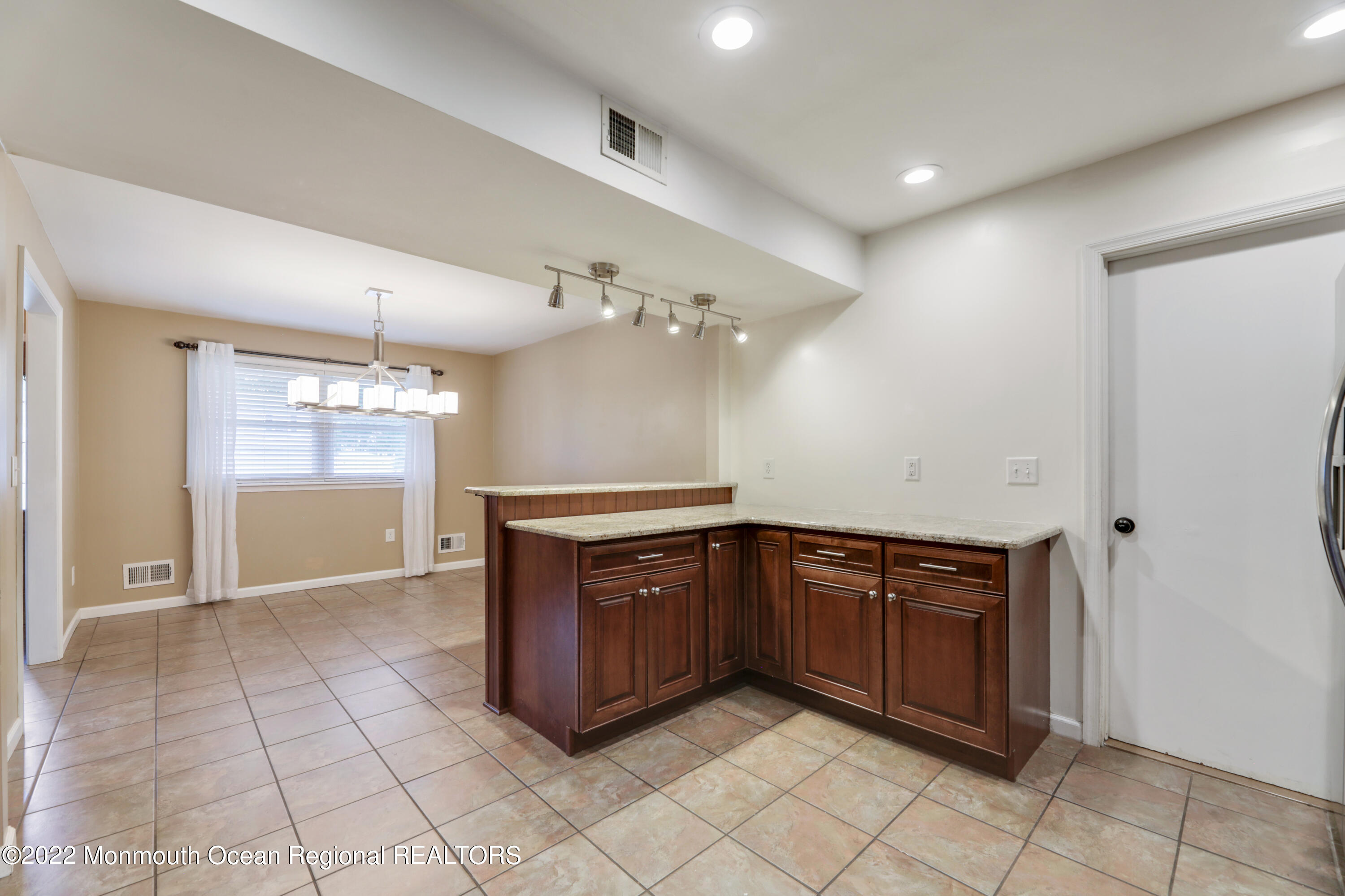 6 Dutch Valley Road Howell, NJ 07731 - Photo 8 of 33 VMD_016