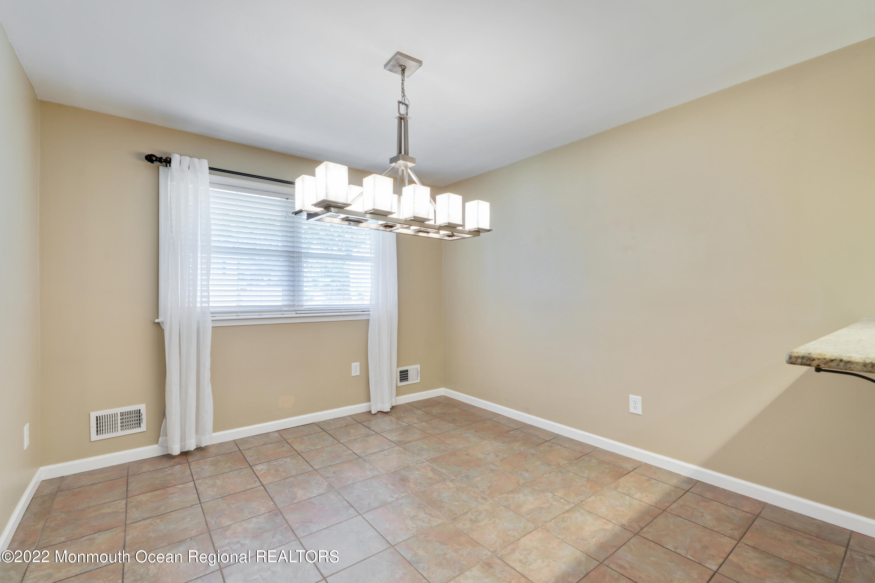 6 Dutch Valley Road Howell, NJ 07731 - Photo 9 of 33 VMD_018