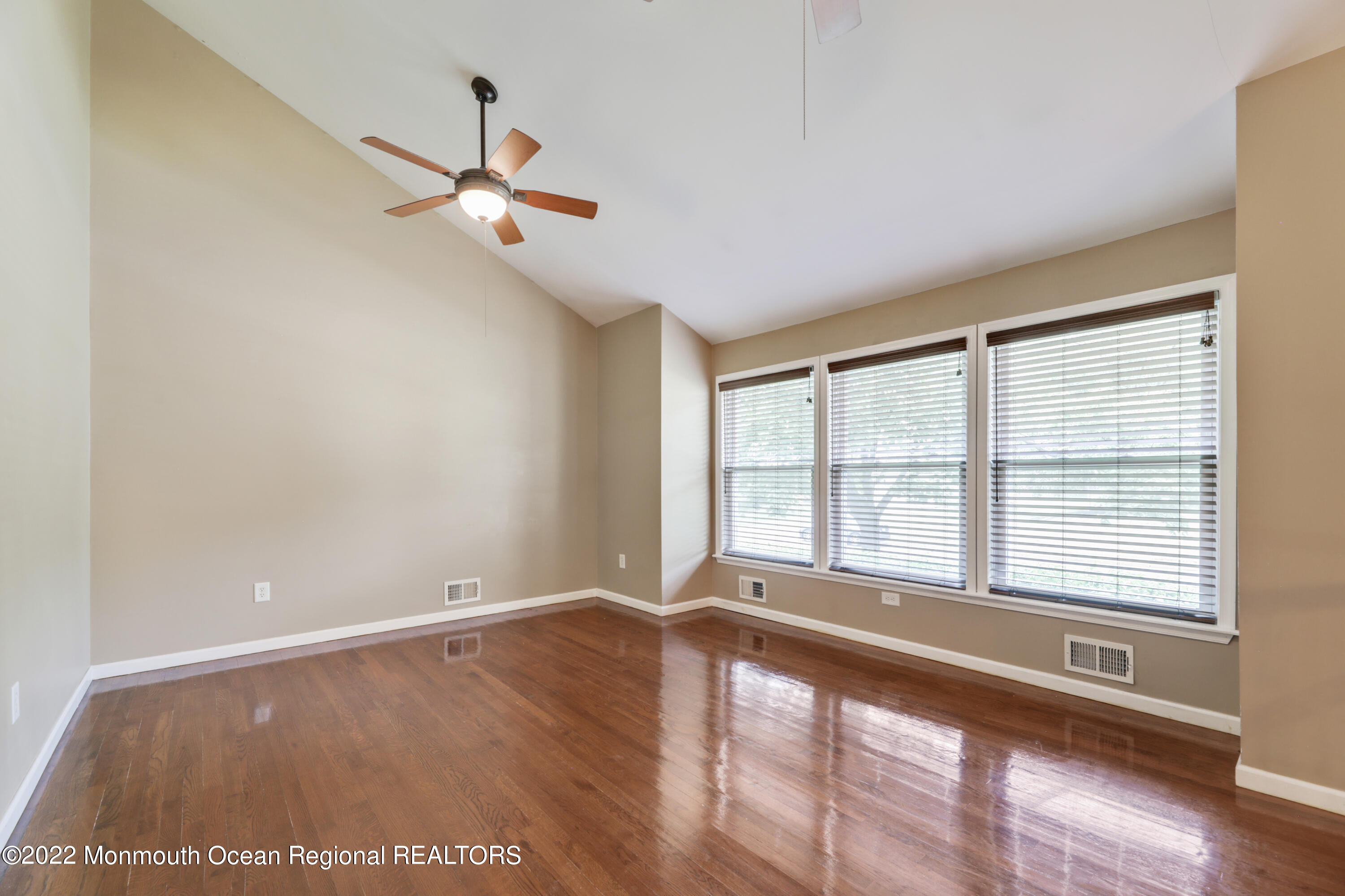 6 Dutch Valley Road Howell, NJ 07731 - Photo 10 of 33 VMD_021