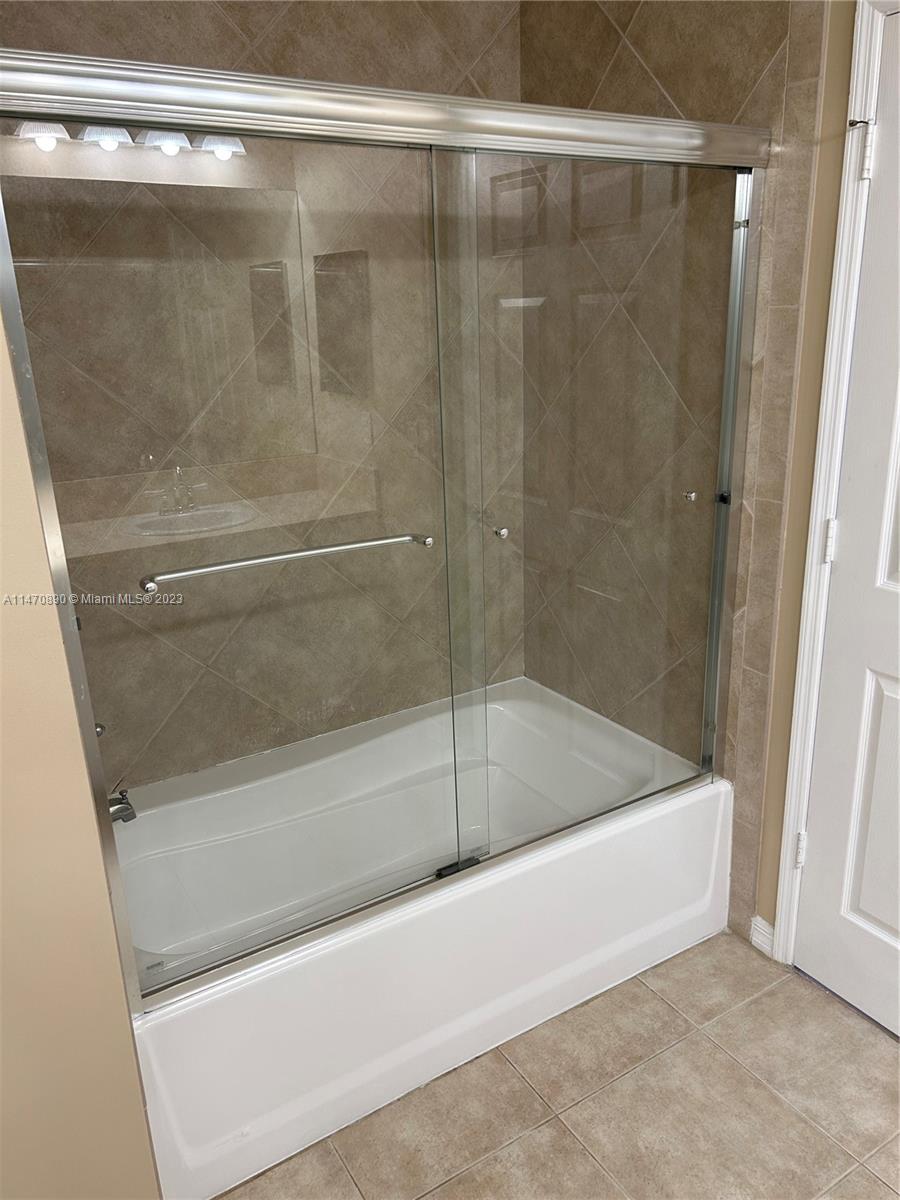 233 South Federal Highway, Unit 609 Boca Raton, FL 33432 - Photo 12 of 24 a bathroom with a shower