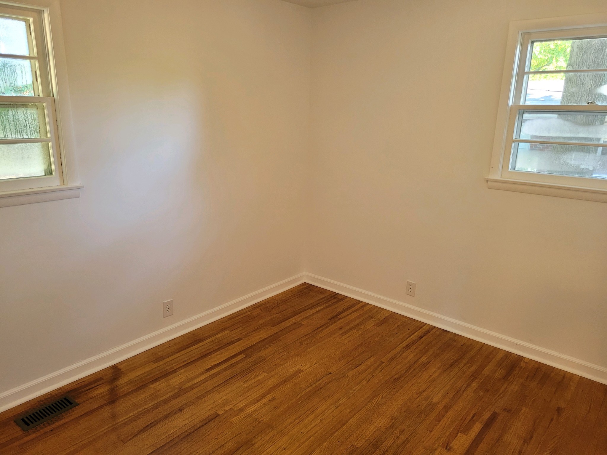 910 Mitchell Road Nashville, TN 37206 - Photo 17 of 25