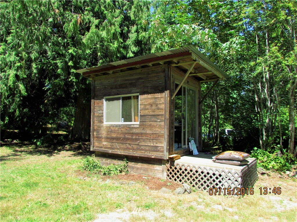 2450 Deer Park Road Port Angeles, WA 98362 - Photo 13 of 22 Gallery Image 13