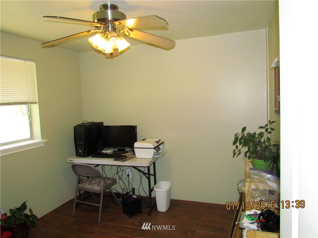 2450 Deer Park Road Port Angeles, WA 98362 - Photo 7 of 22 Gallery Image 7