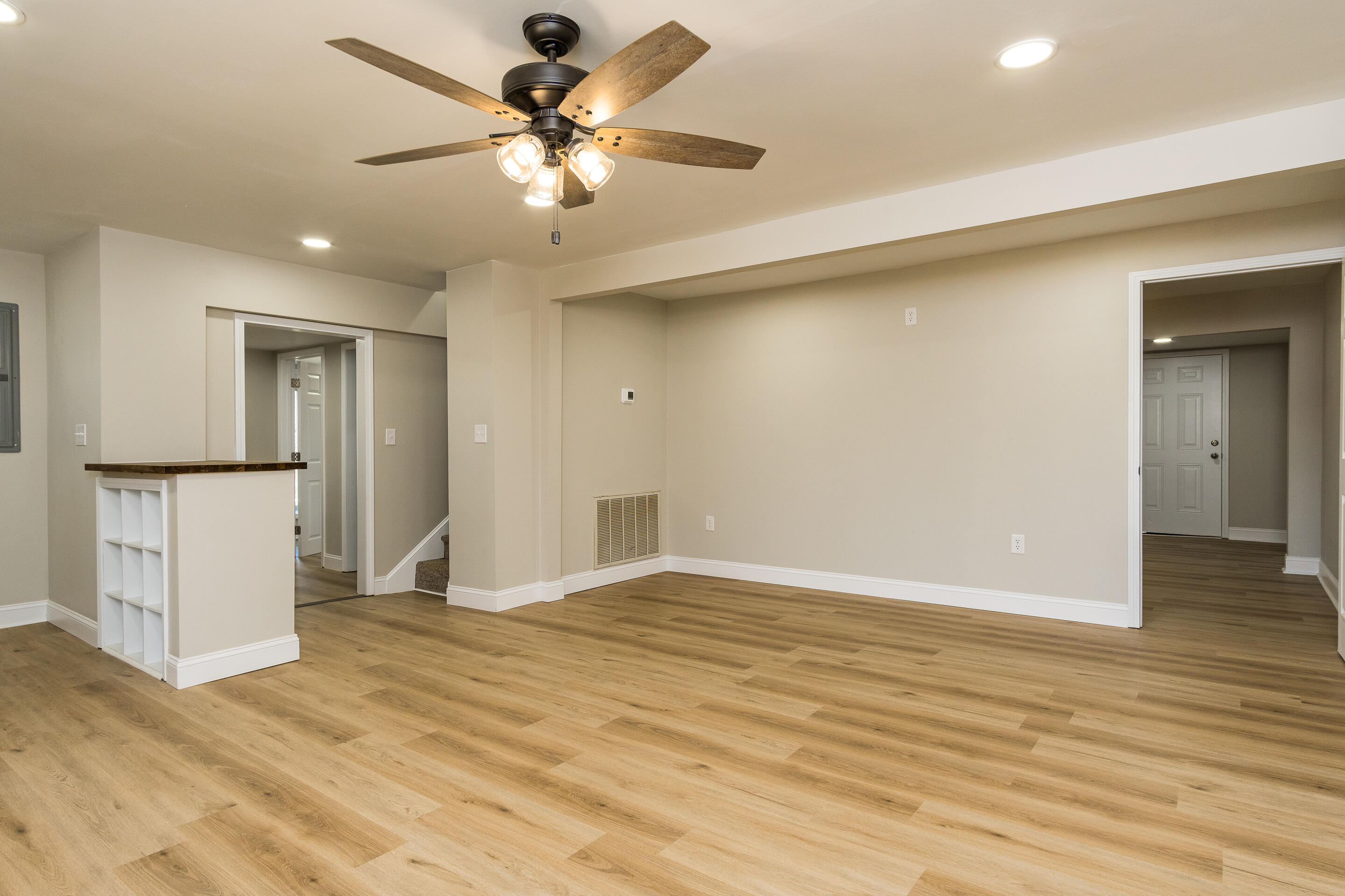 162 Hopper Road Johnson City, TN 37604 - Photo 6 of 38 interior-5