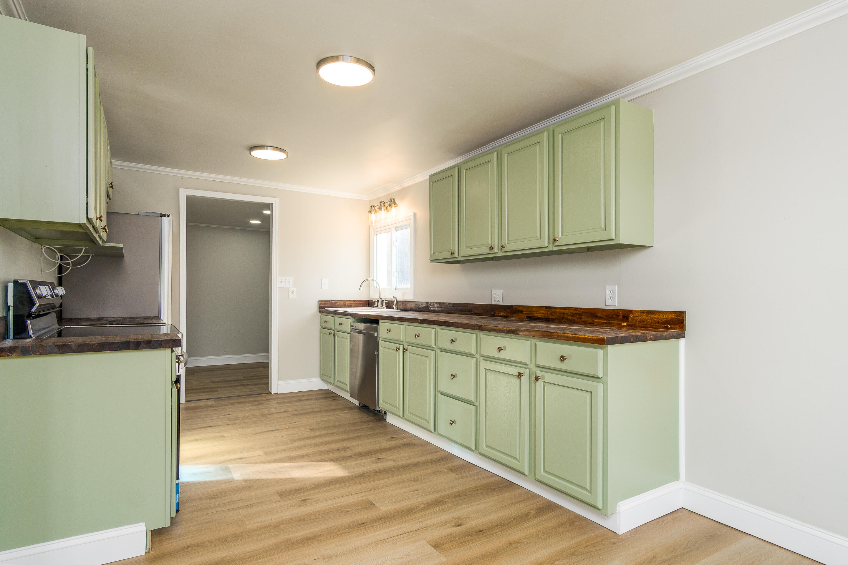 162 Hopper Road Johnson City, TN 37604 - Photo 7 of 38 interior-6