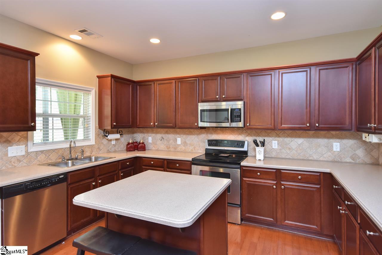 211 Elstar Loop Road Simpsonville, SC 29681 - Photo 14 of 34