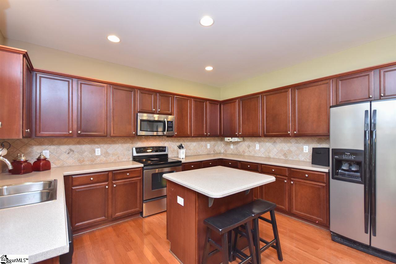 211 Elstar Loop Road Simpsonville, SC 29681 - Photo 15 of 34