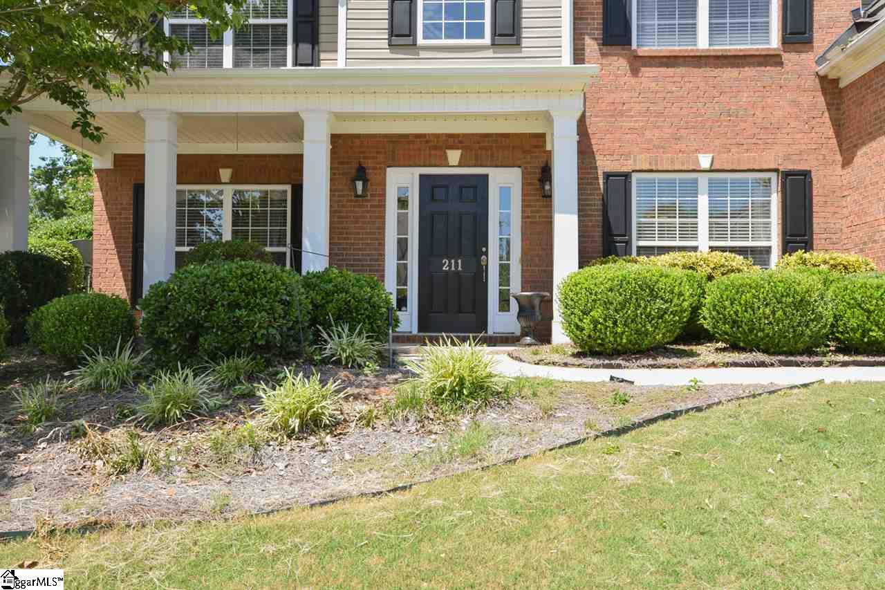 211 Elstar Loop Road Simpsonville, SC 29681 - Photo 3 of 34