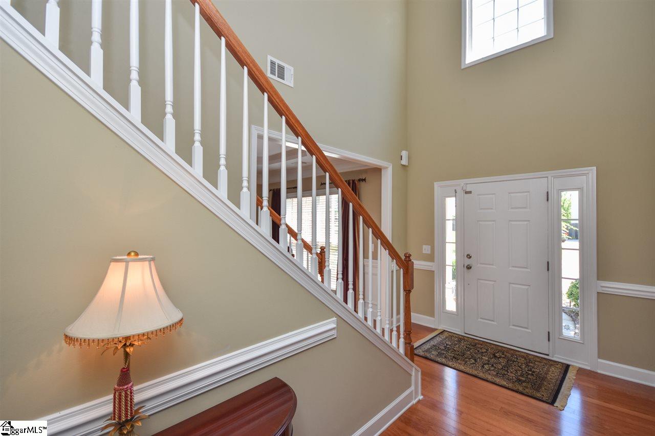 211 Elstar Loop Road Simpsonville, SC 29681 - Photo 5 of 34