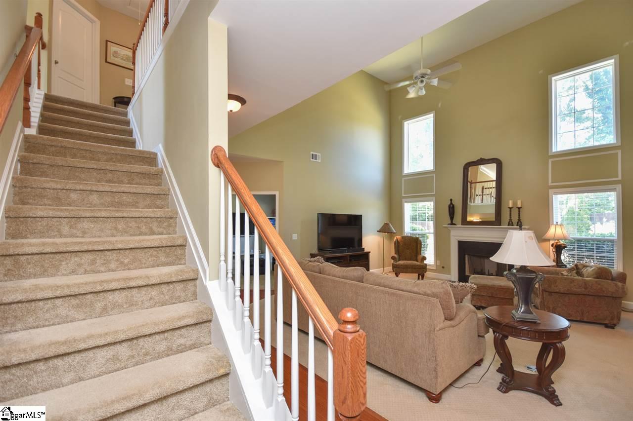211 Elstar Loop Road Simpsonville, SC 29681 - Photo 8 of 34