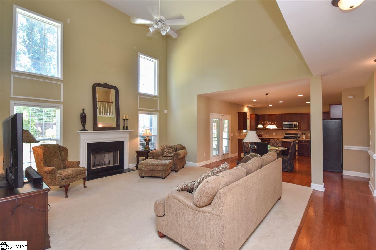 211 Elstar Loop Road Simpsonville, SC 29681 - Photo 10 of 34