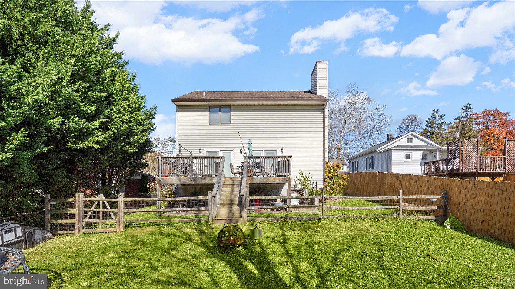 9905 Magledt Road Baltimore, MD 21234 - Photo 39 of 45 front view of a house with a yard