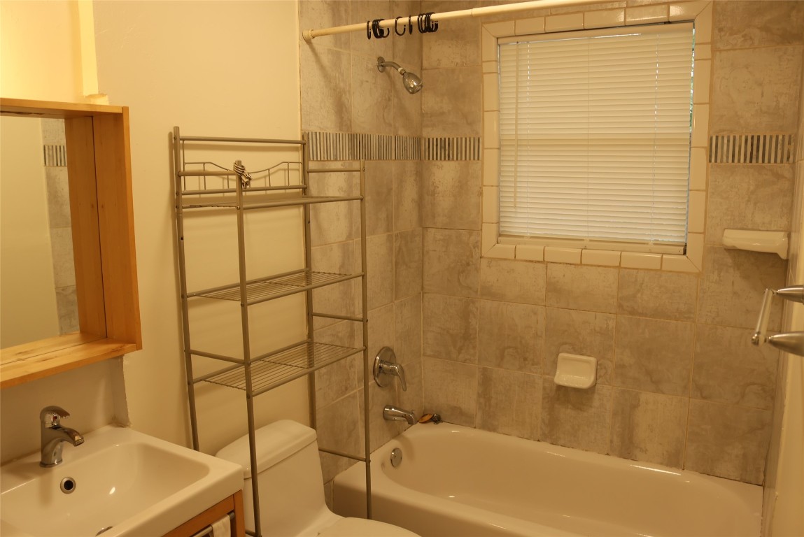 2713 St Edwards Circle, Unit A Austin, TX 78704 - Photo 7 of 11 Bathroom with shower / washtub combination and toilet