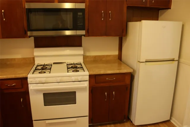 $1,350 | 2713 St Edwards Circle, Unit A, Austin, TX 78704