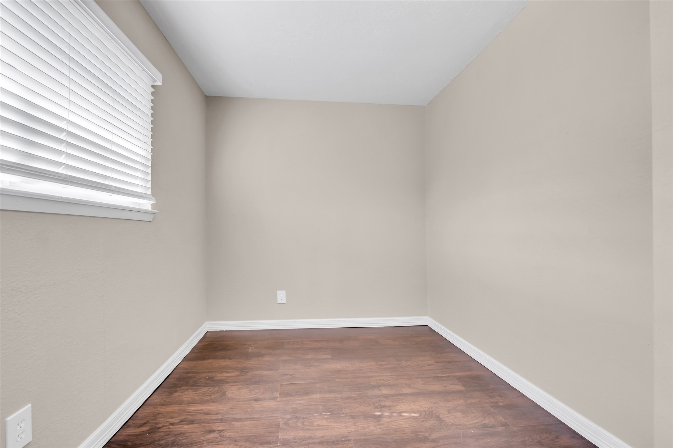 5007 Inverness Drive Baytown, TX 77521 - Photo 28 of 30