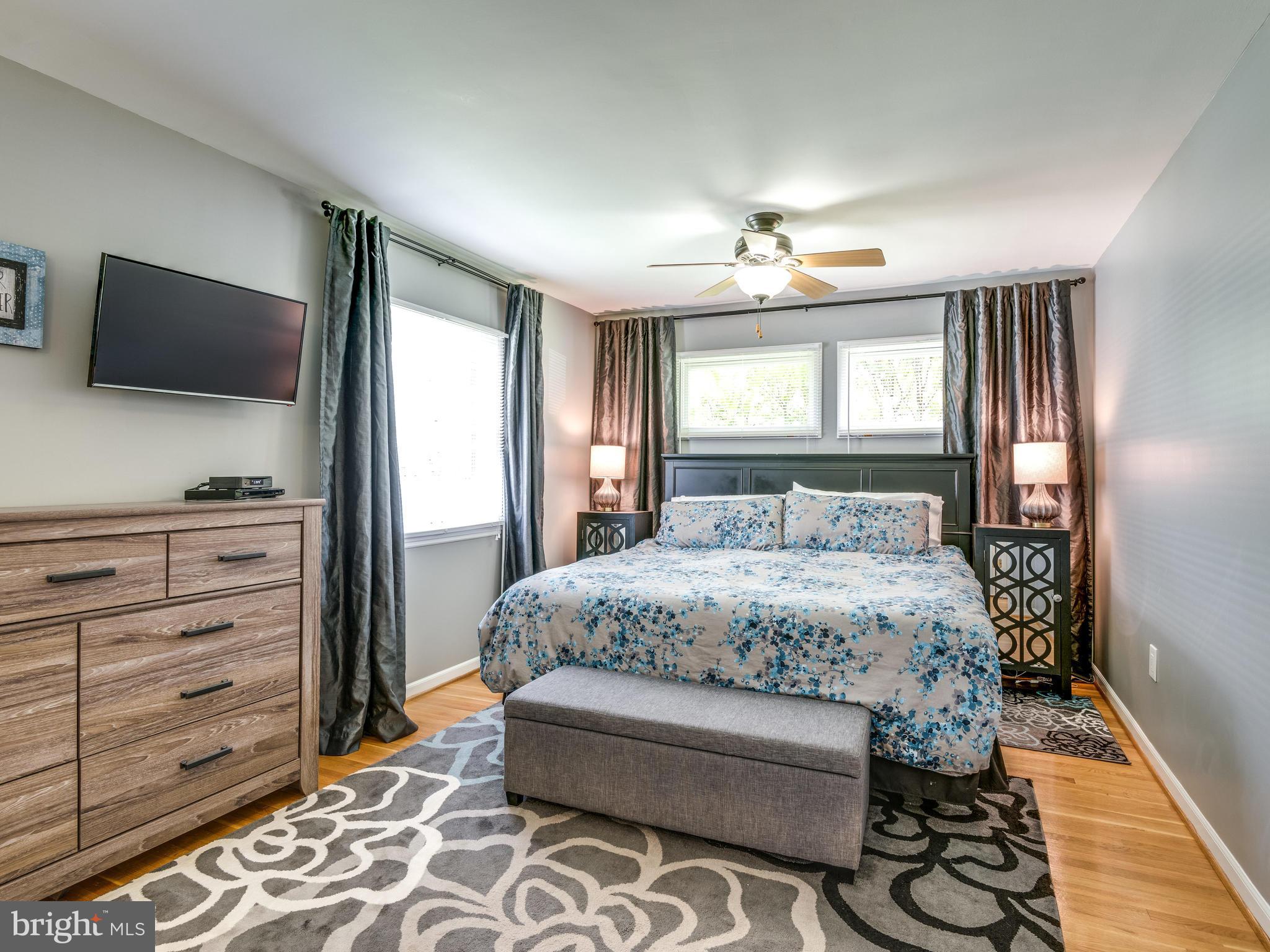 801 West Poplar Road Sterling, VA 20164 - Photo 15 of 30 Large Bedroom (Master)
