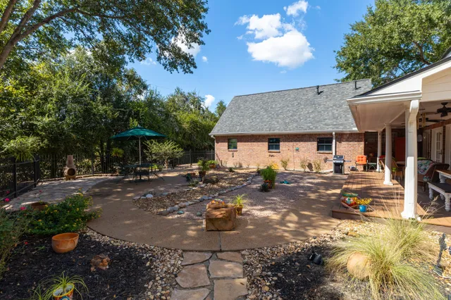 $949,000 | 2360 Gun And Rod Circle, Brenham, TX 77833