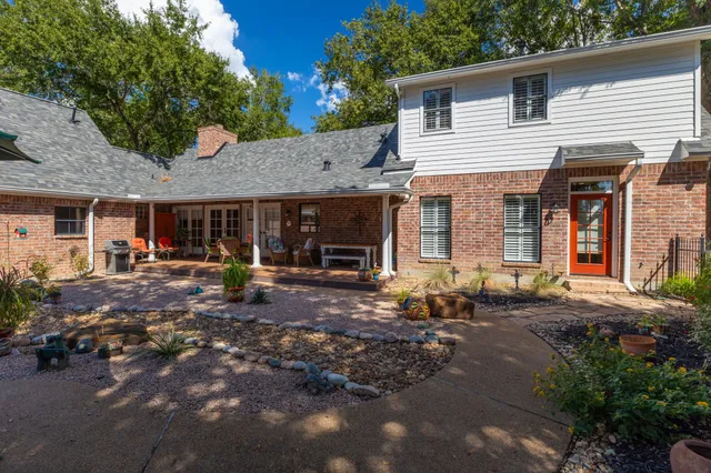 $949,000 | 2360 Gun And Rod Circle, Brenham, TX 77833