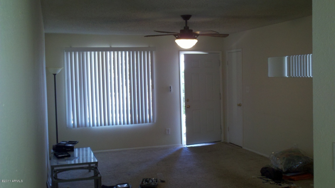 2109 East Cornell Drive Tempe, AZ 85283 - Photo 3 of 15 Entry