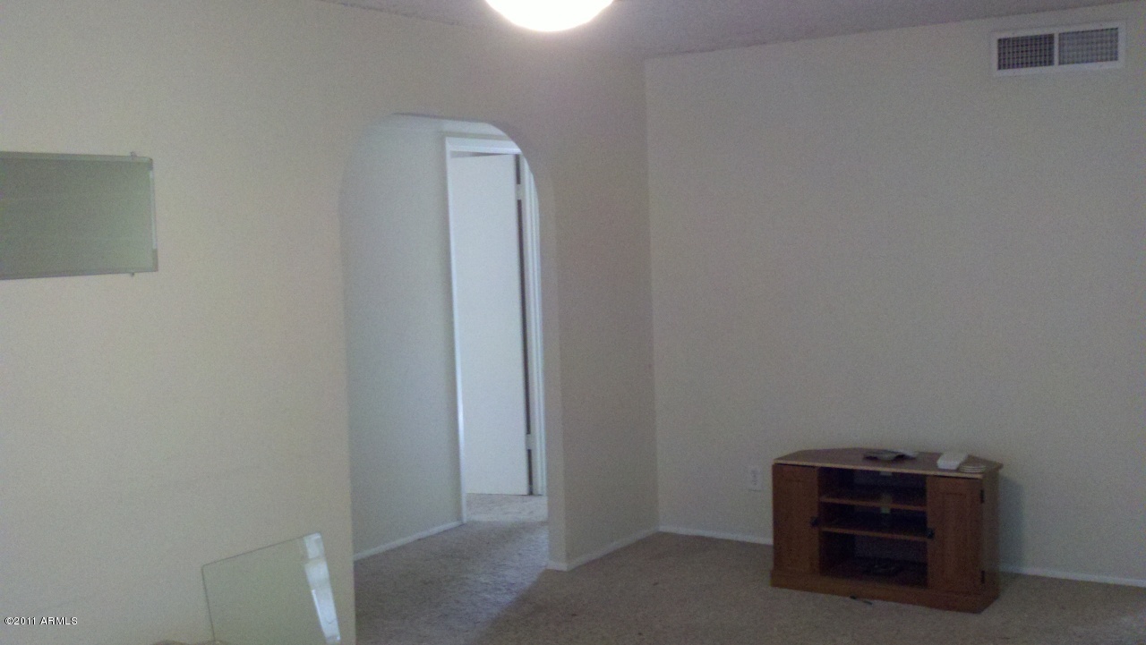 2109 East Cornell Drive Tempe, AZ 85283 - Photo 9 of 15 Room