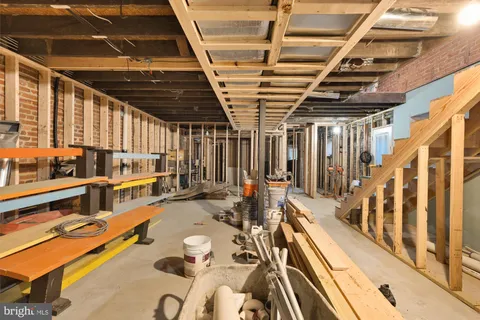 $2,100,000 | 2324 North Capitol Street Northwest, Washington, DC 20002