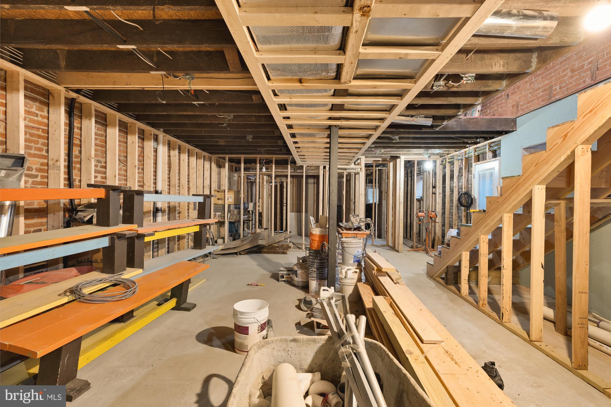 2324 North Capitol Street Northwest Washington, DC 20002 - Photo 35 of 35 a view of a patio with table and chairs