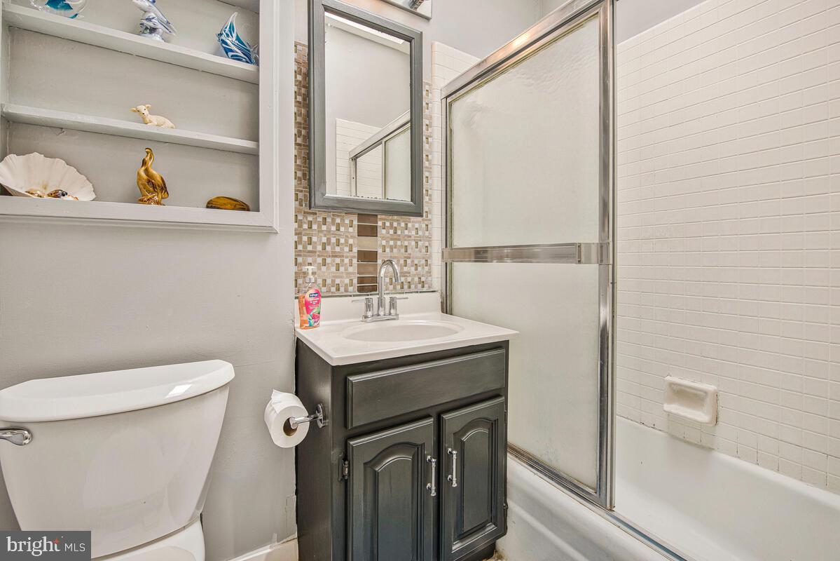 1374 C Street Northeast Washington, DC 20002 - Photo 13 of 15