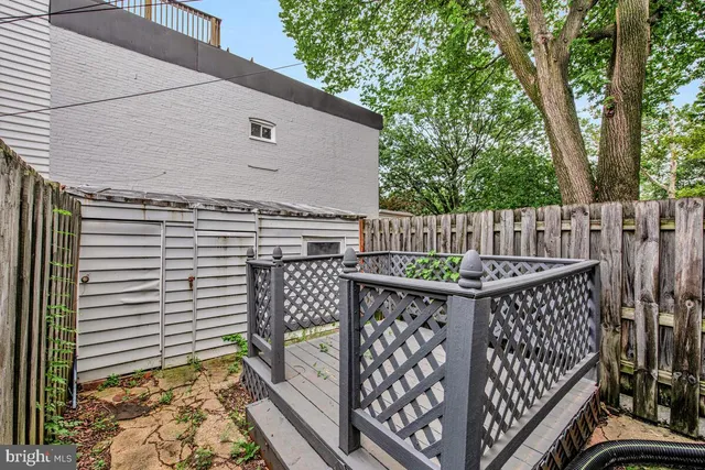 $598,000 | 1374 C Street Northeast, Washington, DC 20002