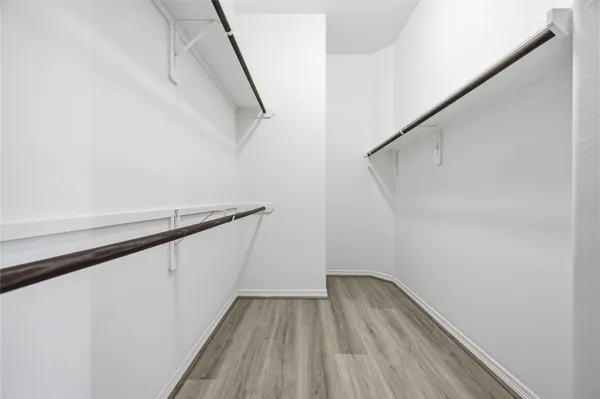 $2,950 | 13412 Ravens Park Lane, Pearland, TX 77584