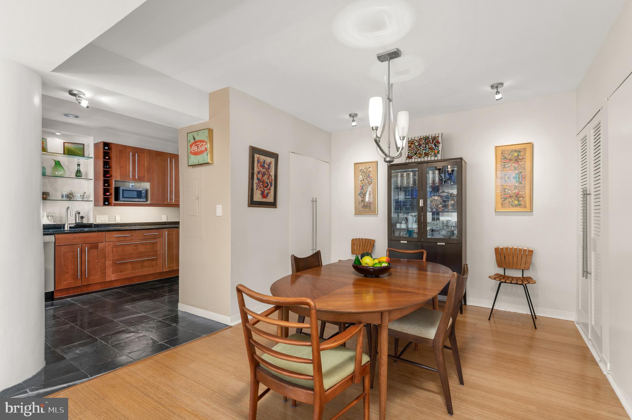 2370 Champlain Street Northwest, Unit 32 Washington, DC 20009 - Photo 9 of 21