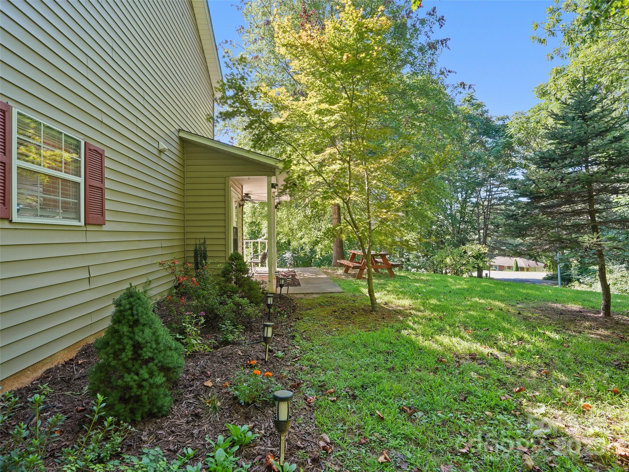 1 Rocking Porch Road Asheville, NC 28805 - Photo 22 of 25