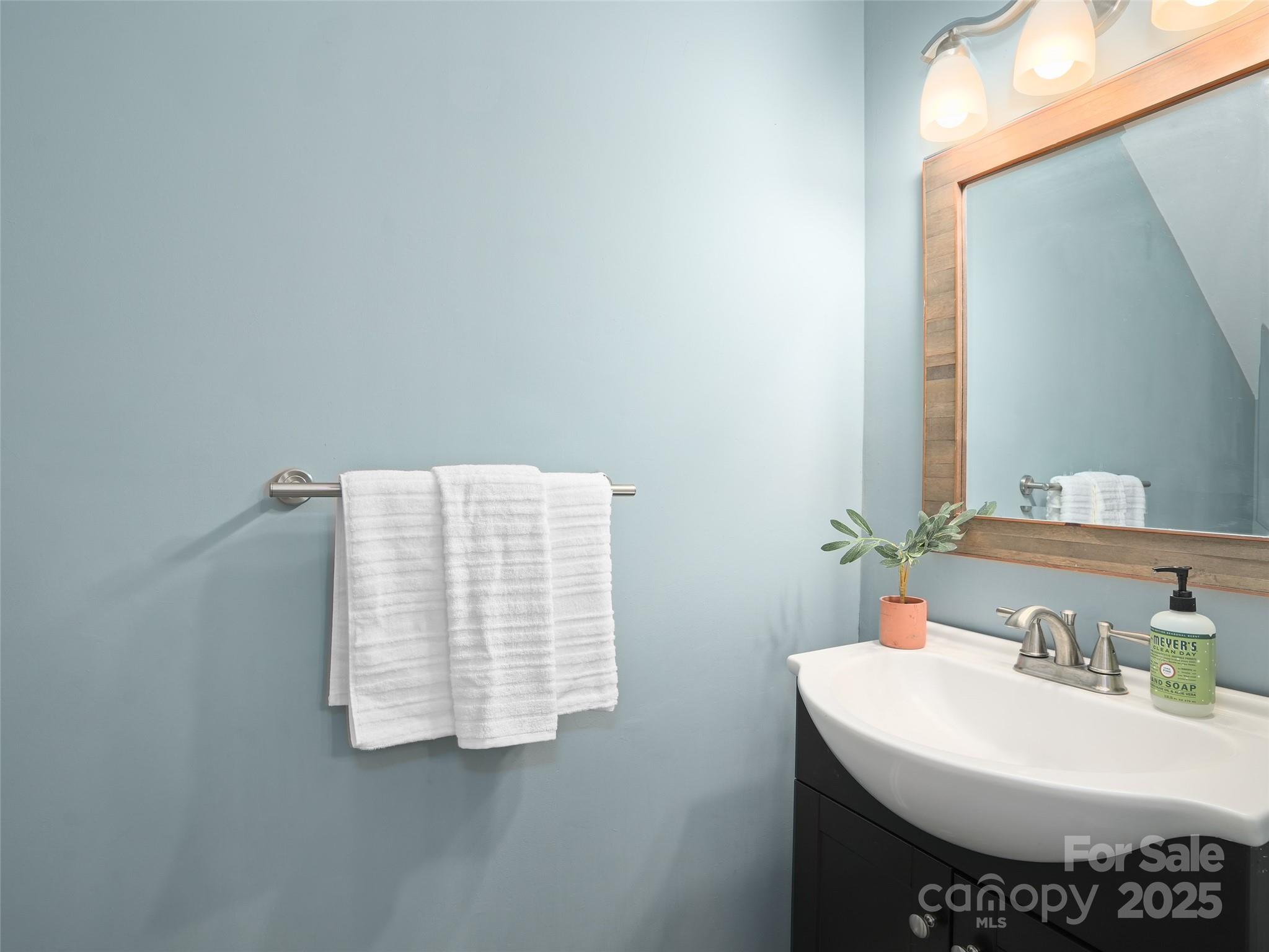 1 Rocking Porch Road Asheville, NC 28805 - Photo 10 of 25