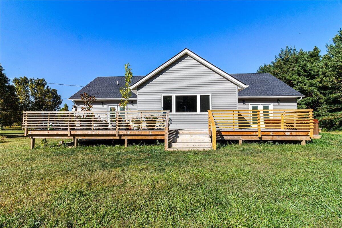 7667 Gale Road Southwest Hebron, OH 43025 - Photo 42 of 56 48-Exterior Back